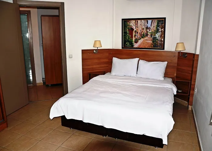 Palmiye Akyaka (Mugla)